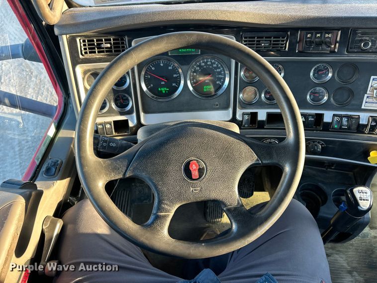 image for item ET6997 2015 Kenworth W900 ready mix truck