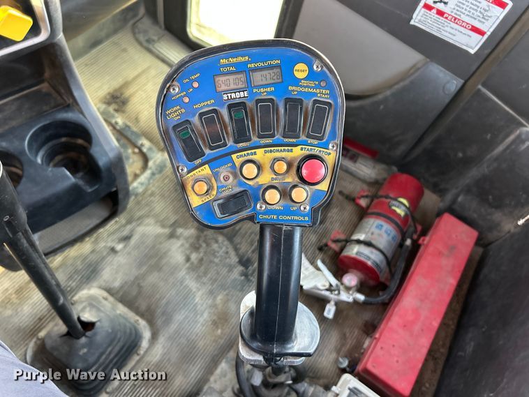 image for item ET6997 2015 Kenworth W900 ready mix truck