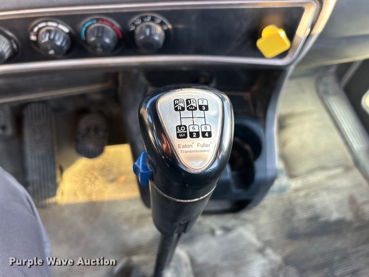 image for item ET6997 2015 Kenworth W900 ready mix truck