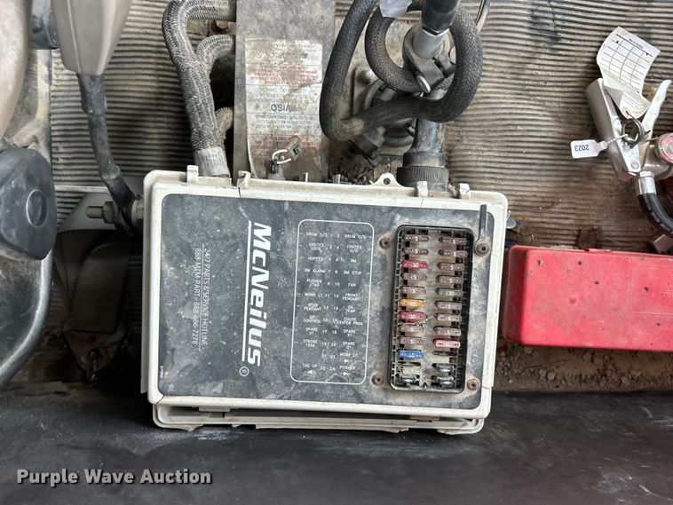 image for item ET6997 2015 Kenworth W900 ready mix truck