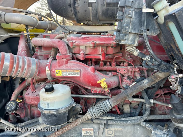 image for item ET6997 2015 Kenworth W900 ready mix truck