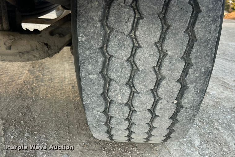 image for item ET6997 2015 Kenworth W900 ready mix truck