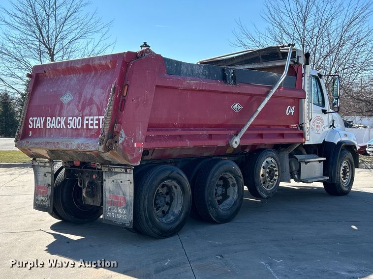 image for item ET6998 2016 Freightliner 114SD dump truck