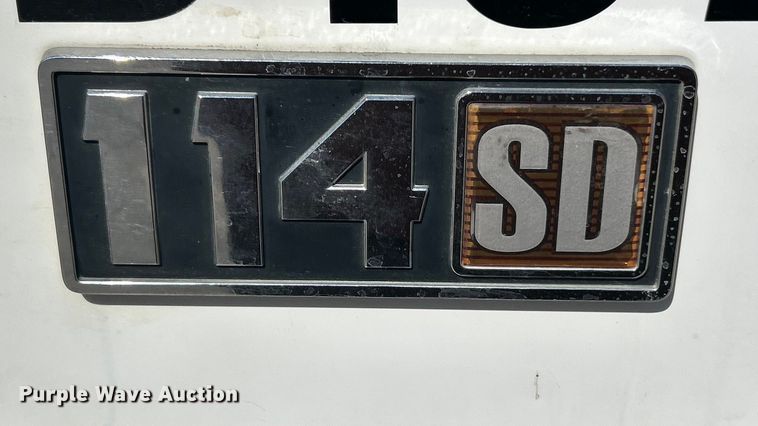 image for item ET6998 2016 Freightliner 114SD dump truck