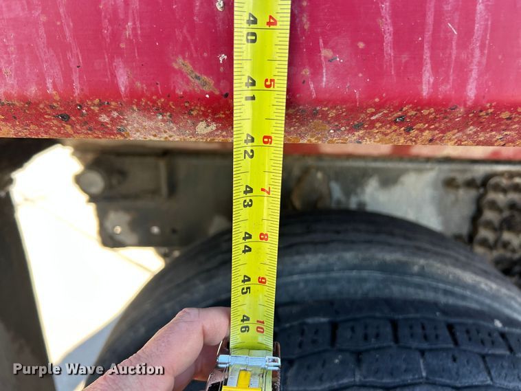 image for item ET6998 2016 Freightliner 114SD dump truck