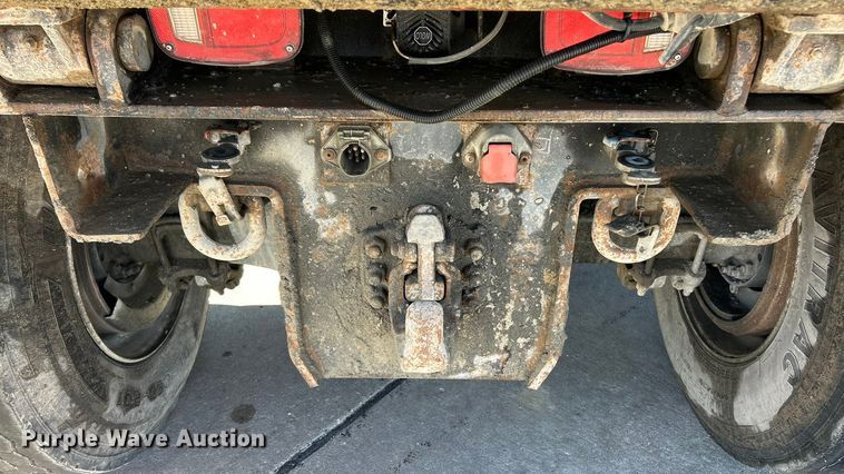 image for item ET6998 2016 Freightliner 114SD dump truck