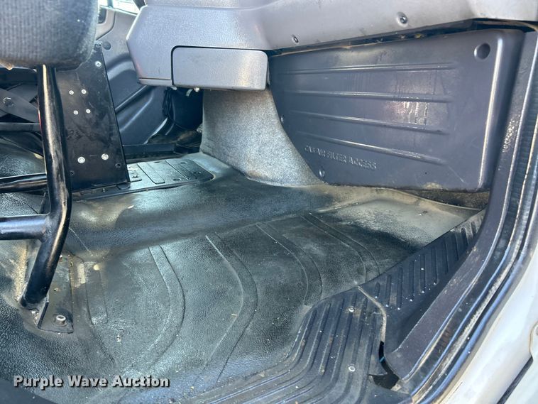 image for item ET6998 2016 Freightliner 114SD dump truck