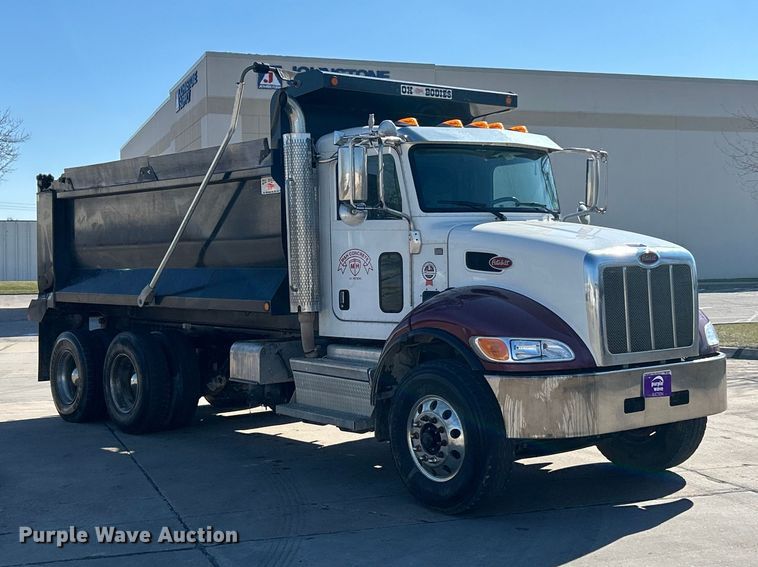 image for item ET6999 2022 Peterbilt 348 dump truck