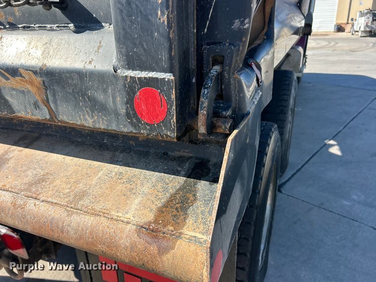 image for item ET6999 2022 Peterbilt 348 dump truck