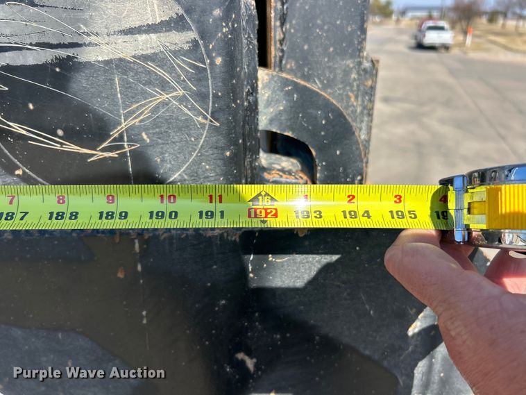 image for item ET6999 2022 Peterbilt 348 dump truck