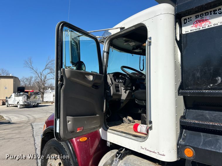 image for item ET6999 2022 Peterbilt 348 dump truck