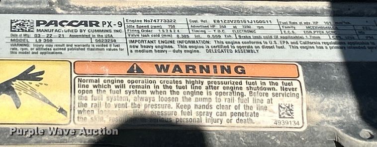 image for item ET6999 2022 Peterbilt 348 dump truck