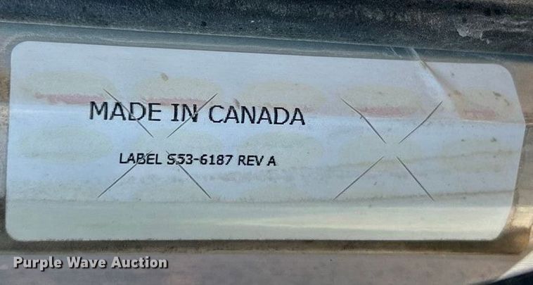 image for item ET6999 2022 Peterbilt 348 dump truck