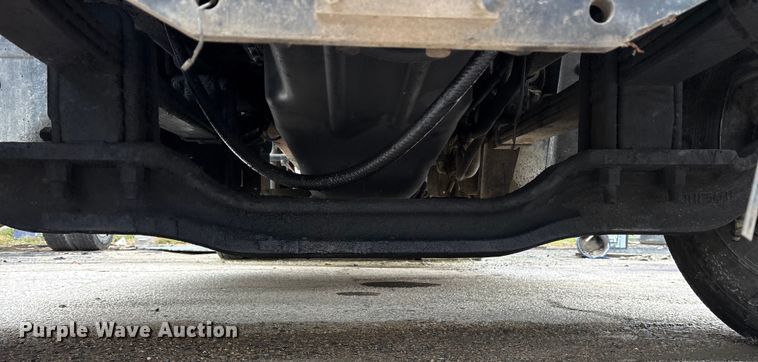 image for item ET7364 2003 Mack CV713 dump truck