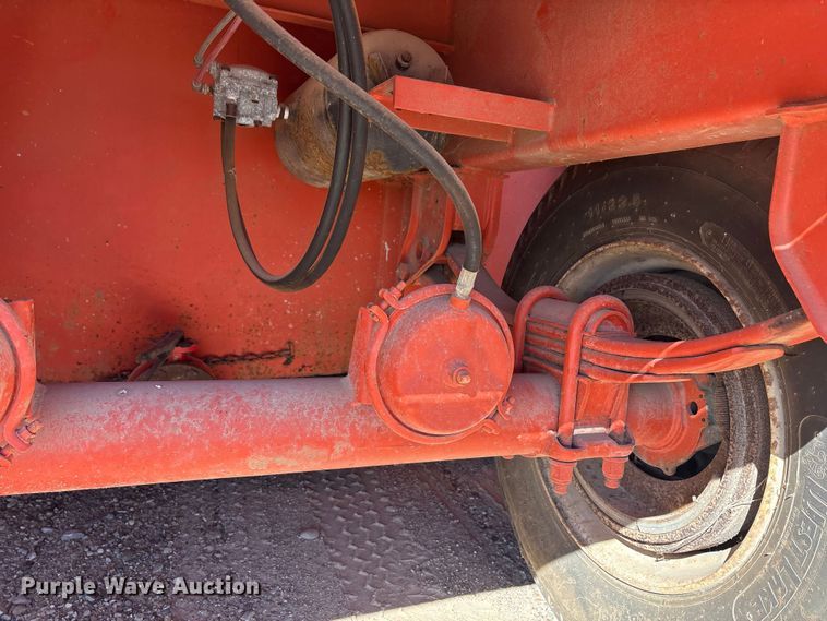 image for item EU0226 2012 Dragon Products frac tank trailer