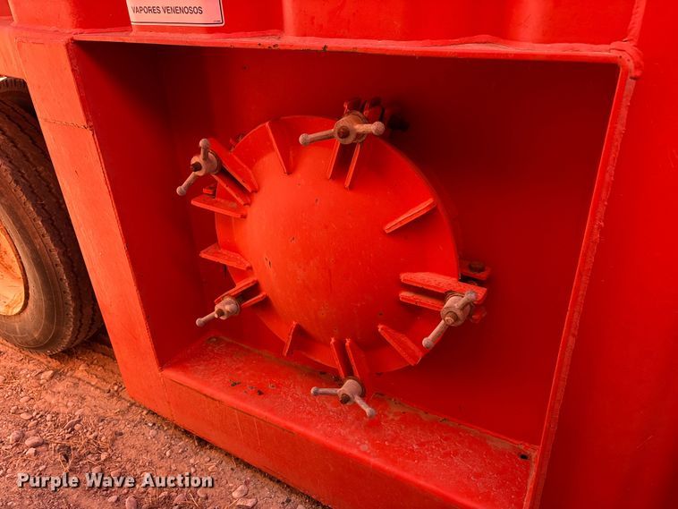 image for item EU0227 2012 Dragon Products frac tank trailer