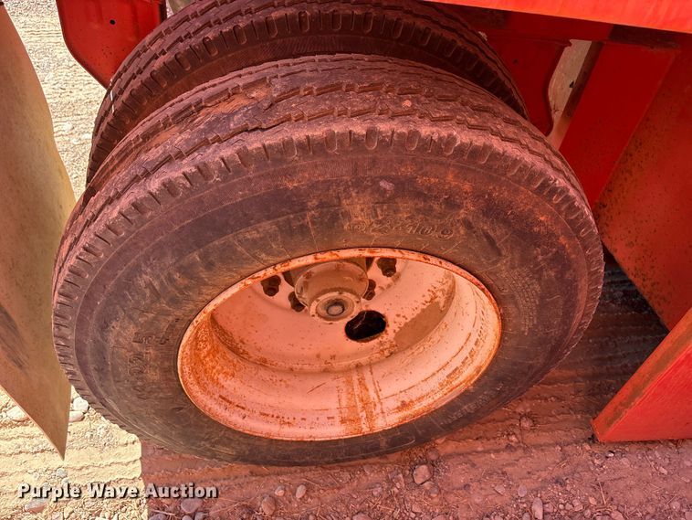 image for item EU0227 2012 Dragon Products frac tank trailer