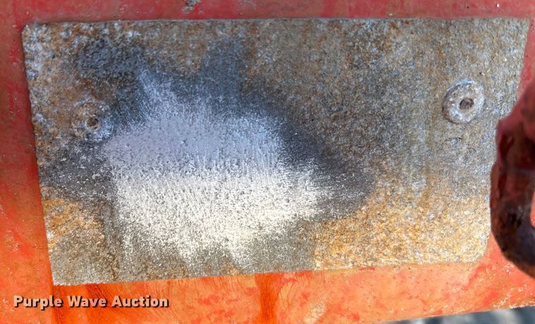 image for item EU0227 2012 Dragon Products frac tank trailer