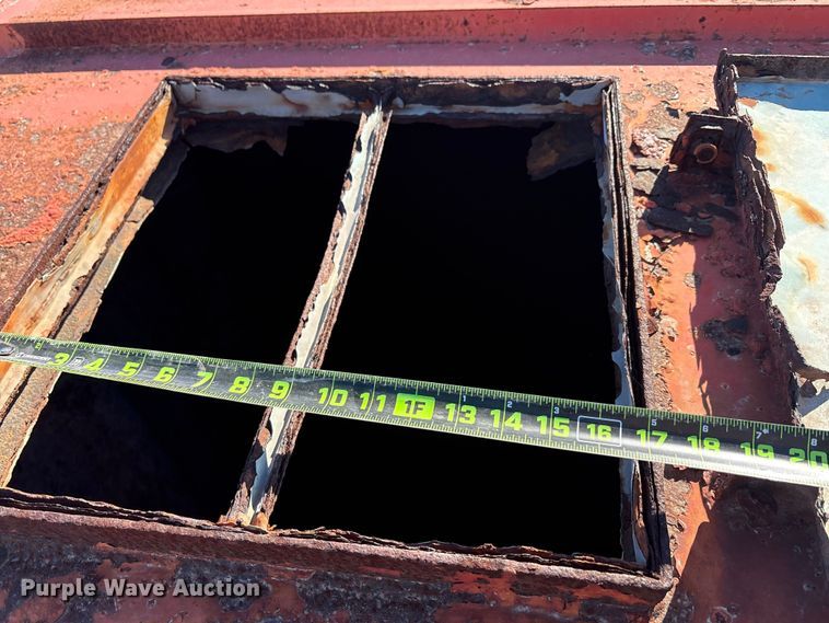 image for item EU0228 2013 Dragon Products frac tank trailer