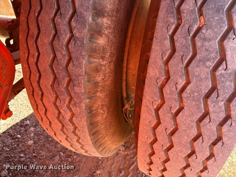 image for item EU0228 2013 Dragon Products frac tank trailer