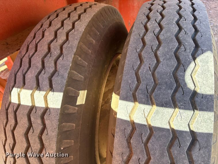 image for item EU0228 2013 Dragon Products frac tank trailer