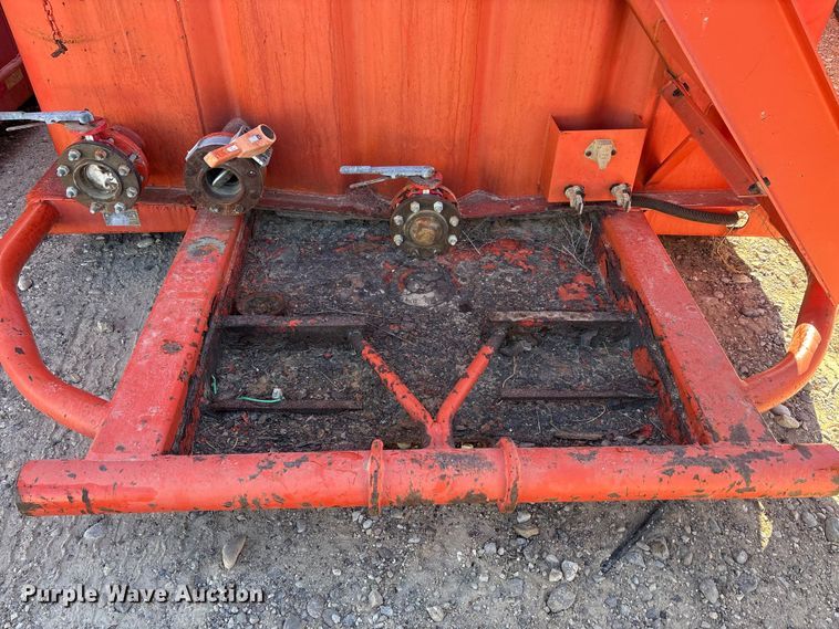 image for item EU0229 2012 Dragon Products frac tank trailer