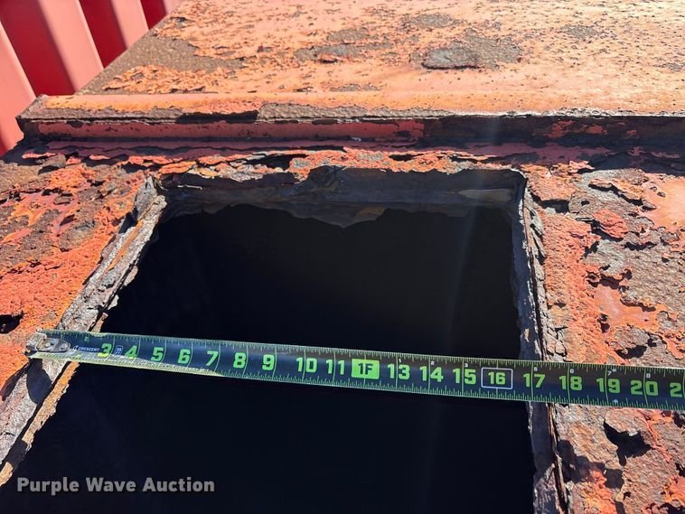 image for item EU0229 2012 Dragon Products frac tank trailer