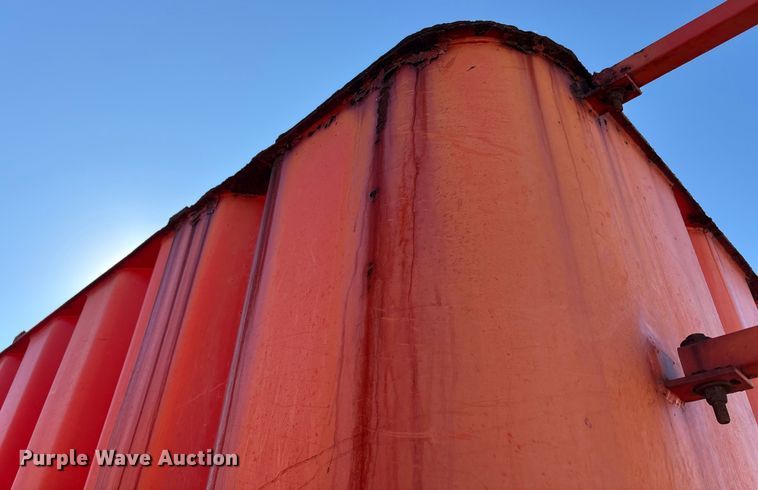 image for item EU0229 2012 Dragon Products frac tank trailer