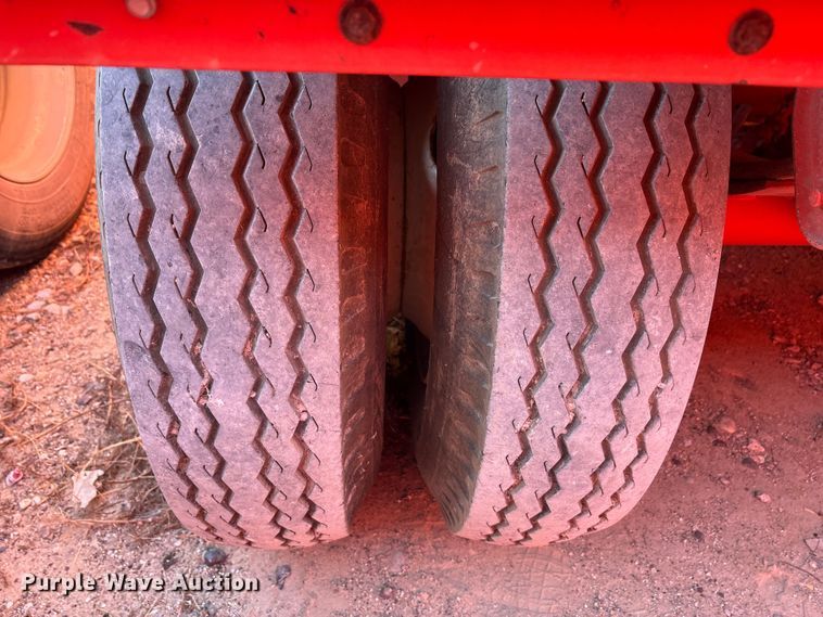 image for item EU0229 2012 Dragon Products frac tank trailer