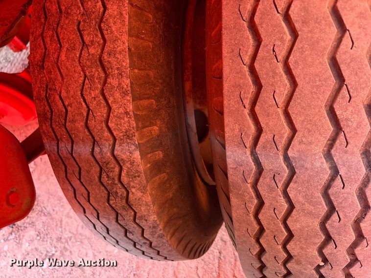 image for item EU0229 2012 Dragon Products frac tank trailer