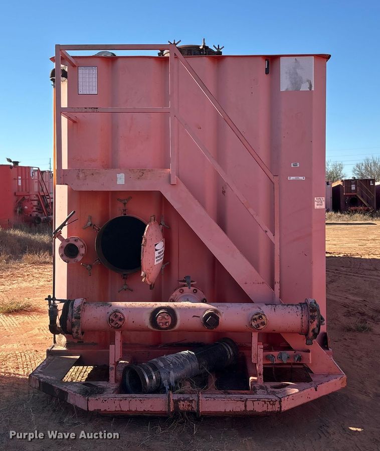 image for item EU0253 2007 Salty's Salty's Manufacturing, Ltd frac tank trailer