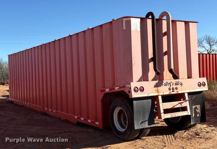 image for item EU0253 2007 Salty's Salty's Manufacturing, Ltd frac tank trailer