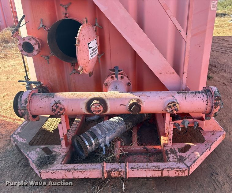 image for item EU0253 2007 Salty's Salty's Manufacturing, Ltd frac tank trailer