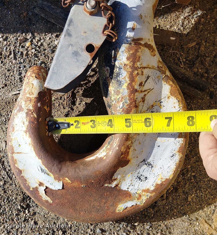 image for item EU2613 (2) Ropeblock crane blocks and hooks