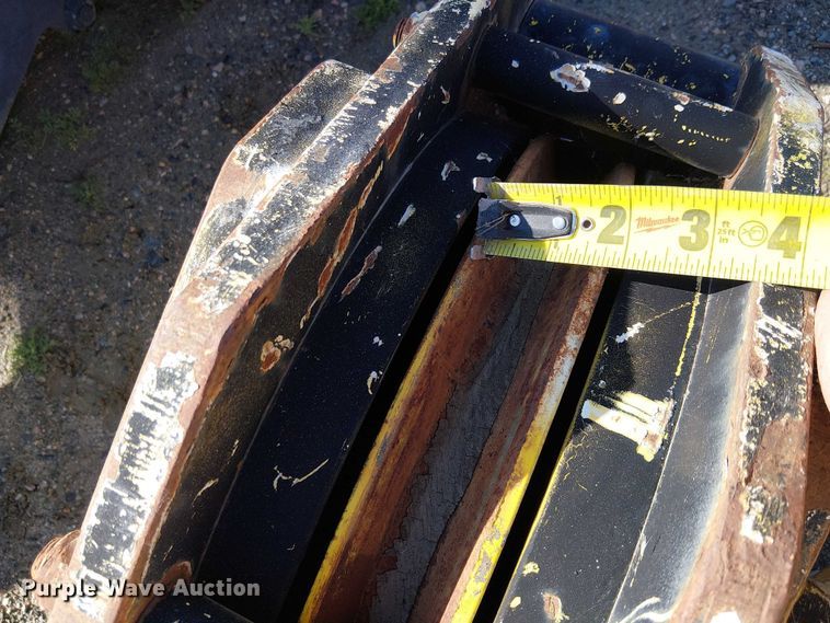 image for item EU2613 (2) Ropeblock crane blocks and hooks