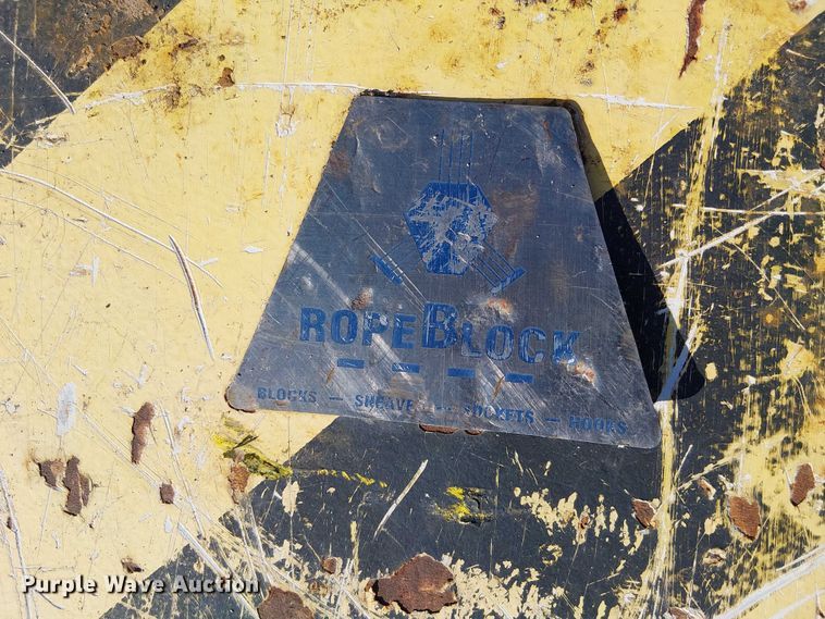 image for item EU2613 (2) Ropeblock crane blocks and hooks