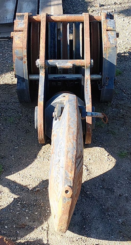 image for item EU2614 Johnson Blocks ORJ 80ON 16RIC crane block and hook