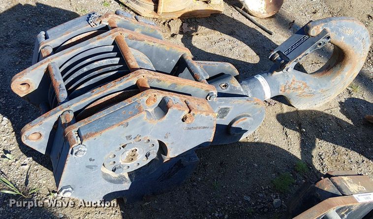 image for item EU2614 Johnson Blocks ORJ 80ON 16RIC crane block and hook