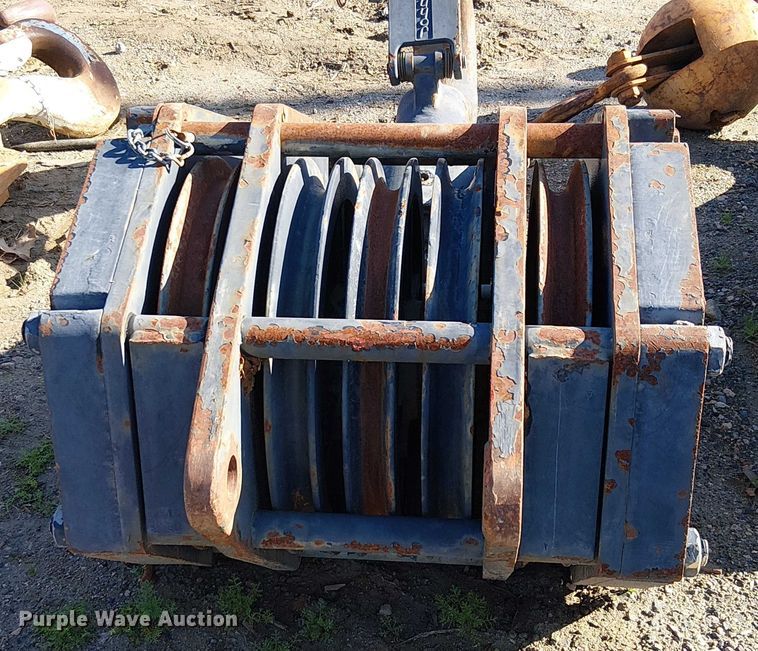 image for item EU2614 Johnson Blocks ORJ 80ON 16RIC crane block and hook