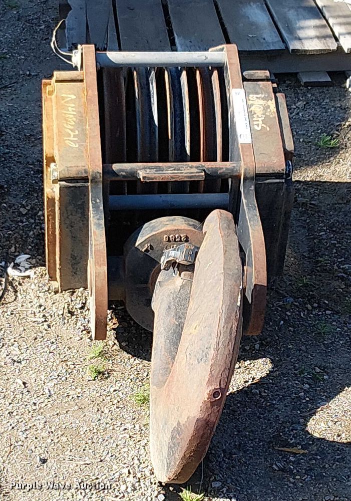 image for item EU2615 Johnson Block ORJ 600 16RTC crane block and hook