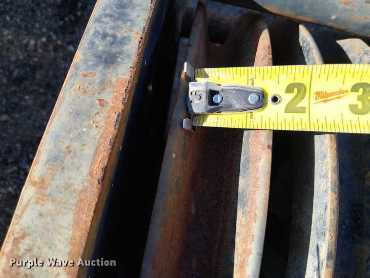 image for item EU2615 Johnson Block ORJ 600 16RTC crane block and hook