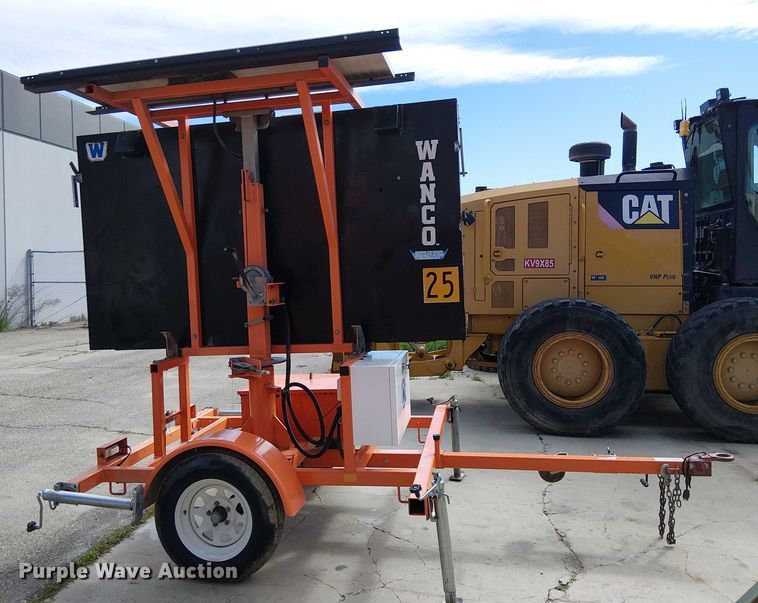 image for item EU2626 2014 Wanco WVT-3 message board trailer