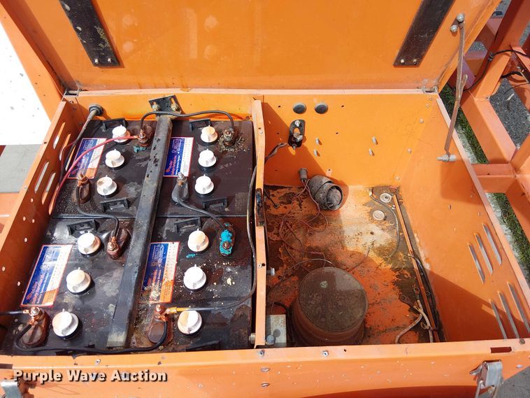 image for item EU2626 2014 Wanco WVT-3 message board trailer