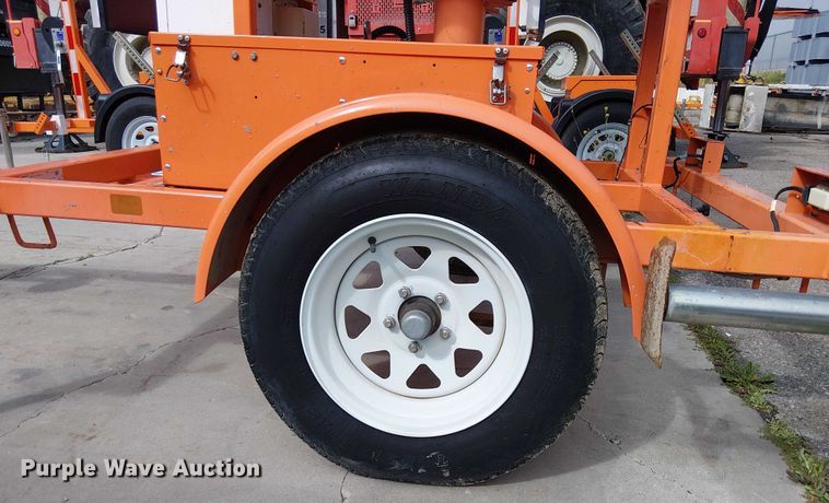 image for item EU2626 2014 Wanco WVT-3 message board trailer