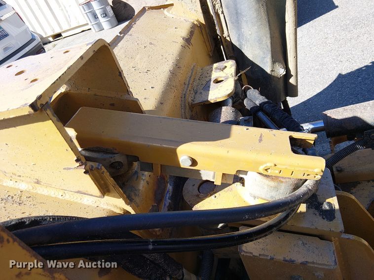 image for item EU2630 2015 Caterpillar D5K2LK dozer