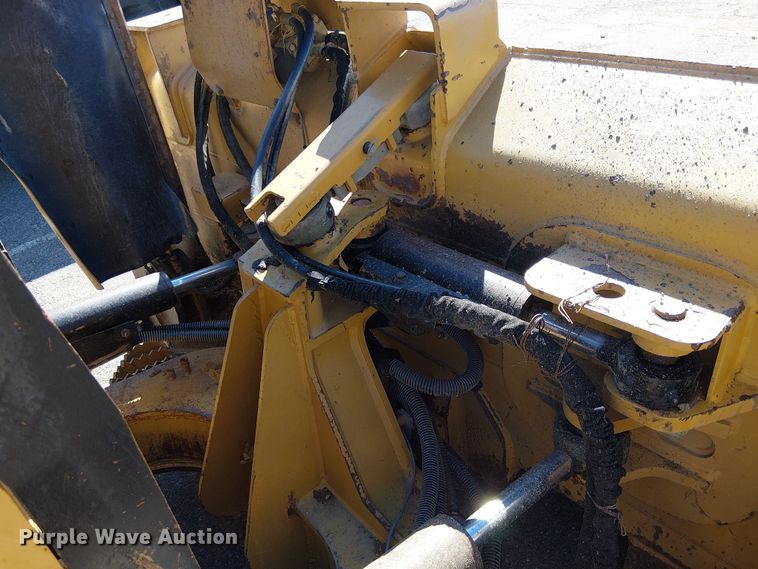 image for item EU2630 2015 Caterpillar D5K2LK dozer