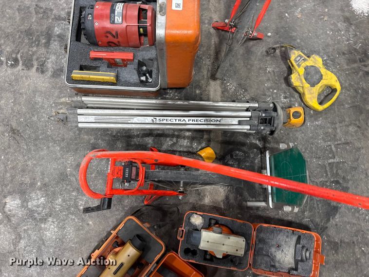 image for item EU4115 Surveying equipment