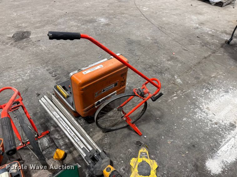 image for item EU4115 Surveying equipment