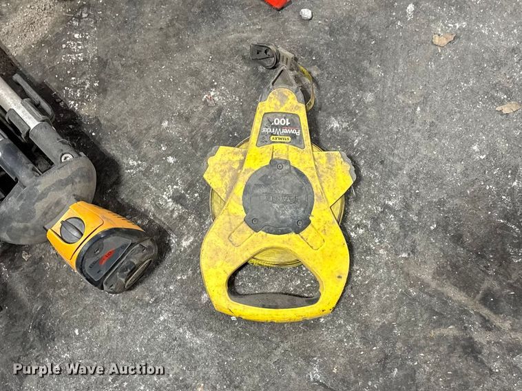 image for item EU4115 Surveying equipment