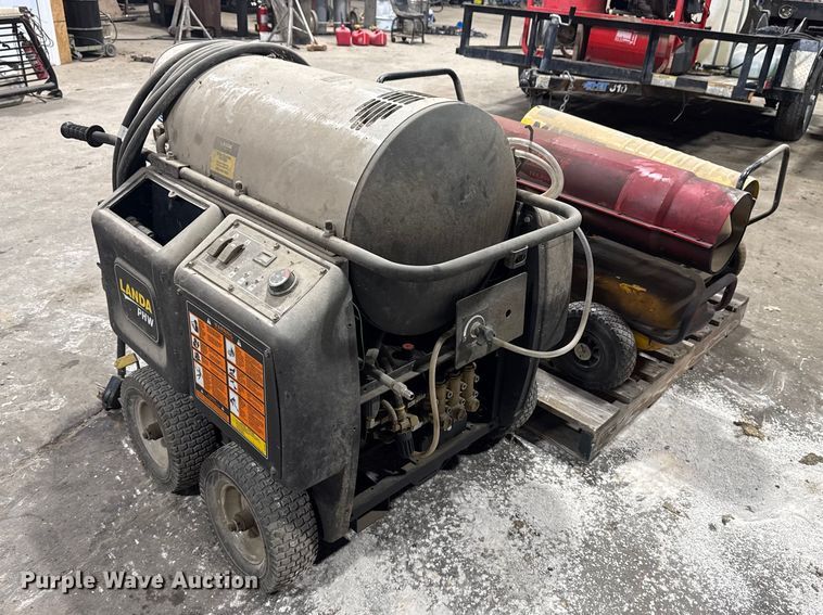 image for item EU4118 (2) portable heaters